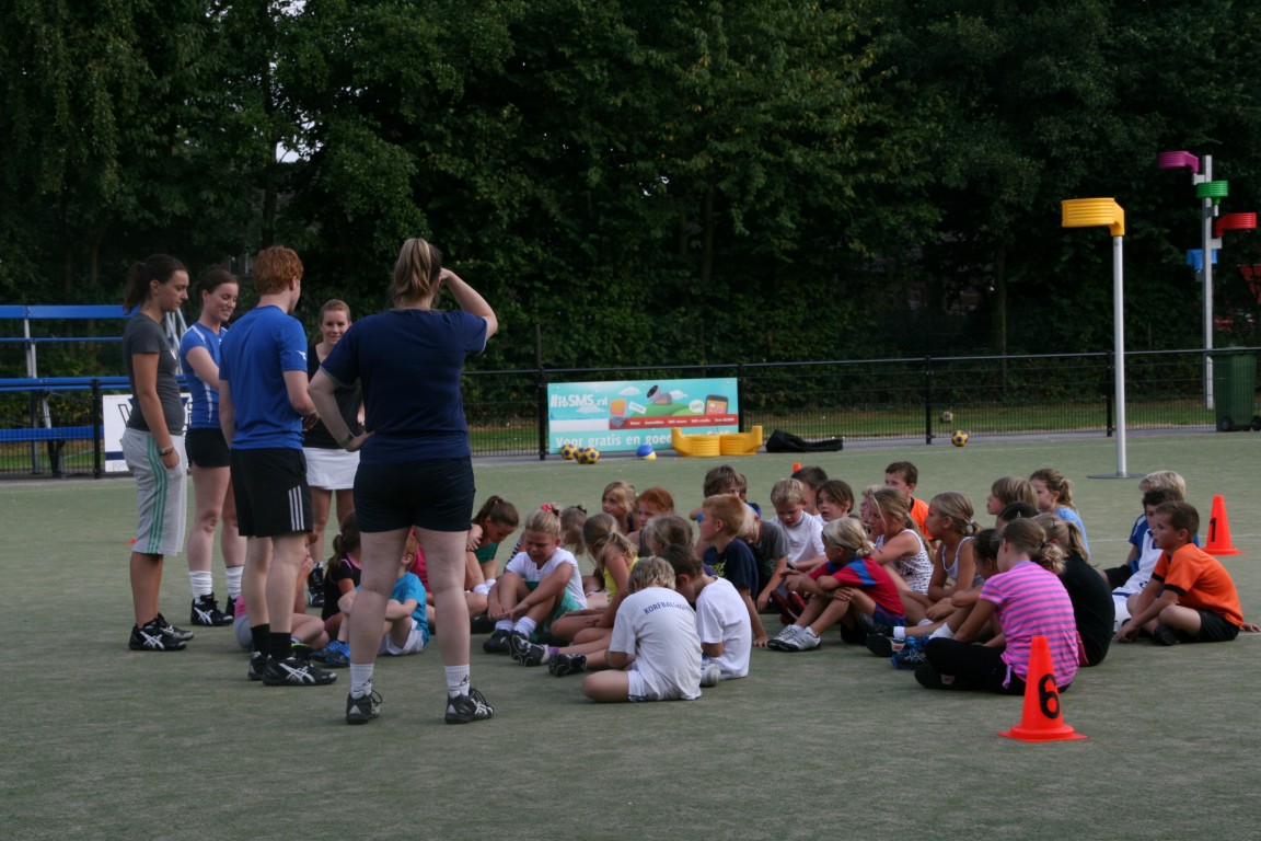 korfbal clinic en trainers 2012 001 (Medium).JPG